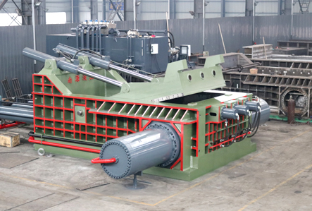 廢鋼廢鐵打包機的特點